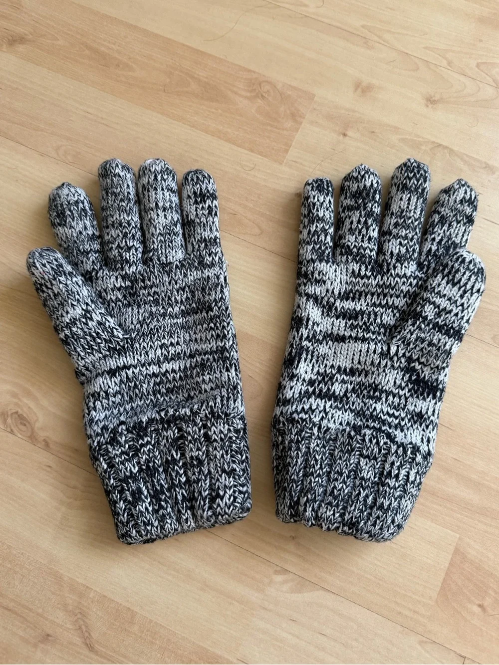 Superdry Super Cable Gloves